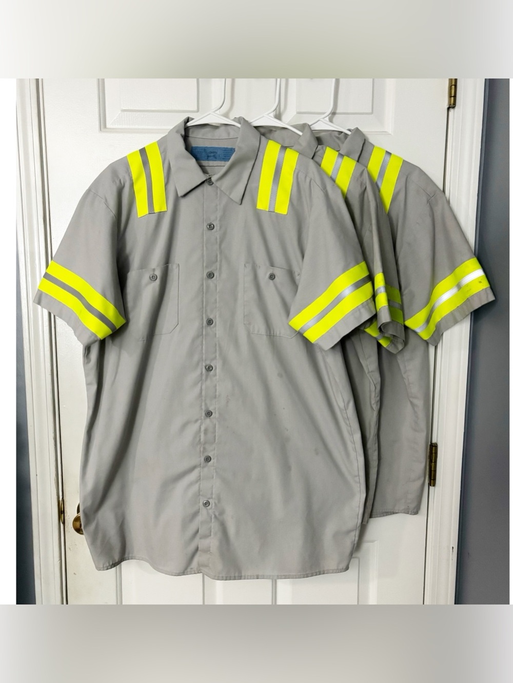 3 Cintas Button Up Safety Work Shirts for Men Reflective Shirts, Size Xl, Grey